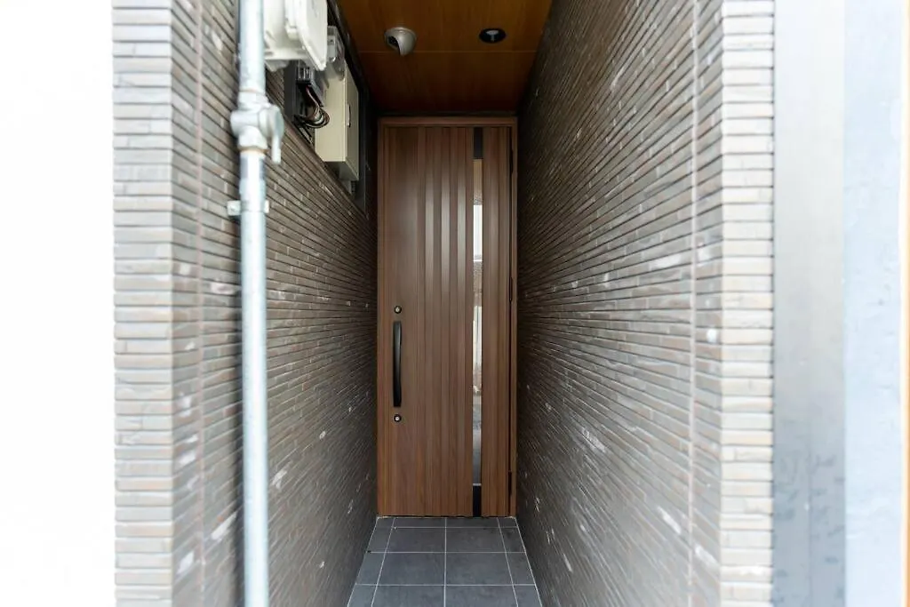 Entire House Rental In Central Osaka 山王 0*,