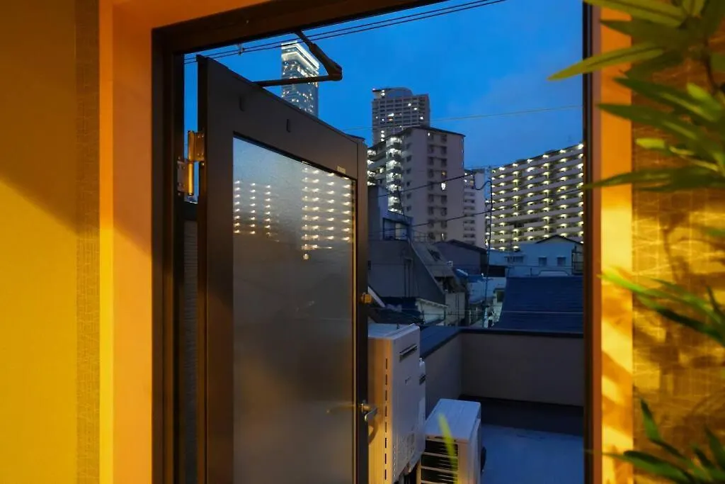 Entire House Rental In Central Osaka 山王 Japonya